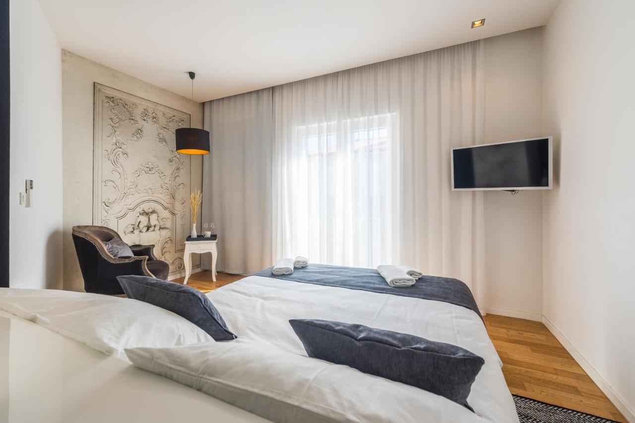 Central Rooms In Old Town By Belmont Realty Zadar Eksteriør bilde